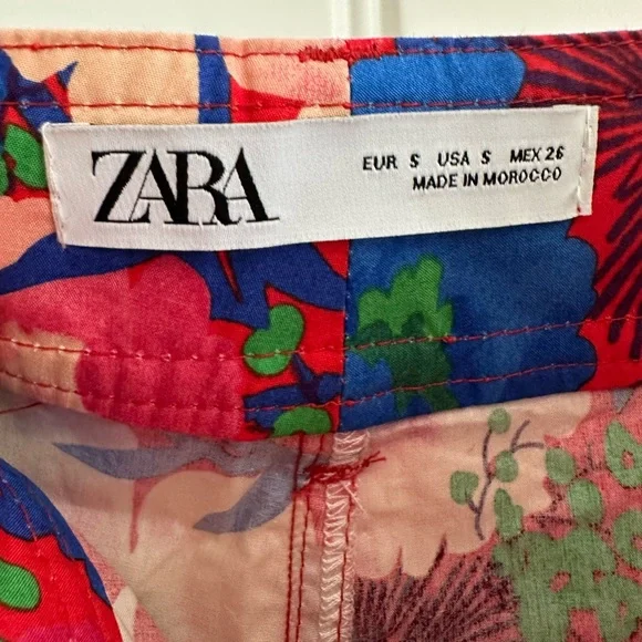 Zara Floral Pants - Picture 3 of 9